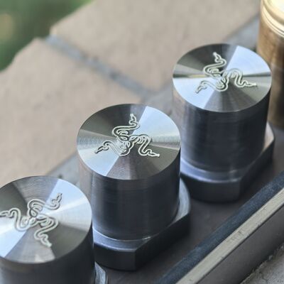 High Precision Cd Texture Keypad Molds For Remotes Auto Controls Uniform Lines Custom Sizes Components